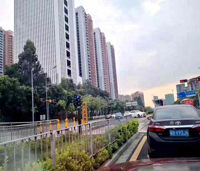 深圳龍華觀瀾小產(chǎn)權(quán)房樓盤-鷺湖花園